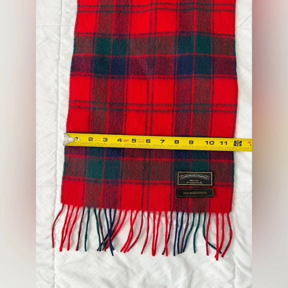 James Pringle Weavers 100% Wool Plaid Scarf Unisex Red Robertson Classic Preppy